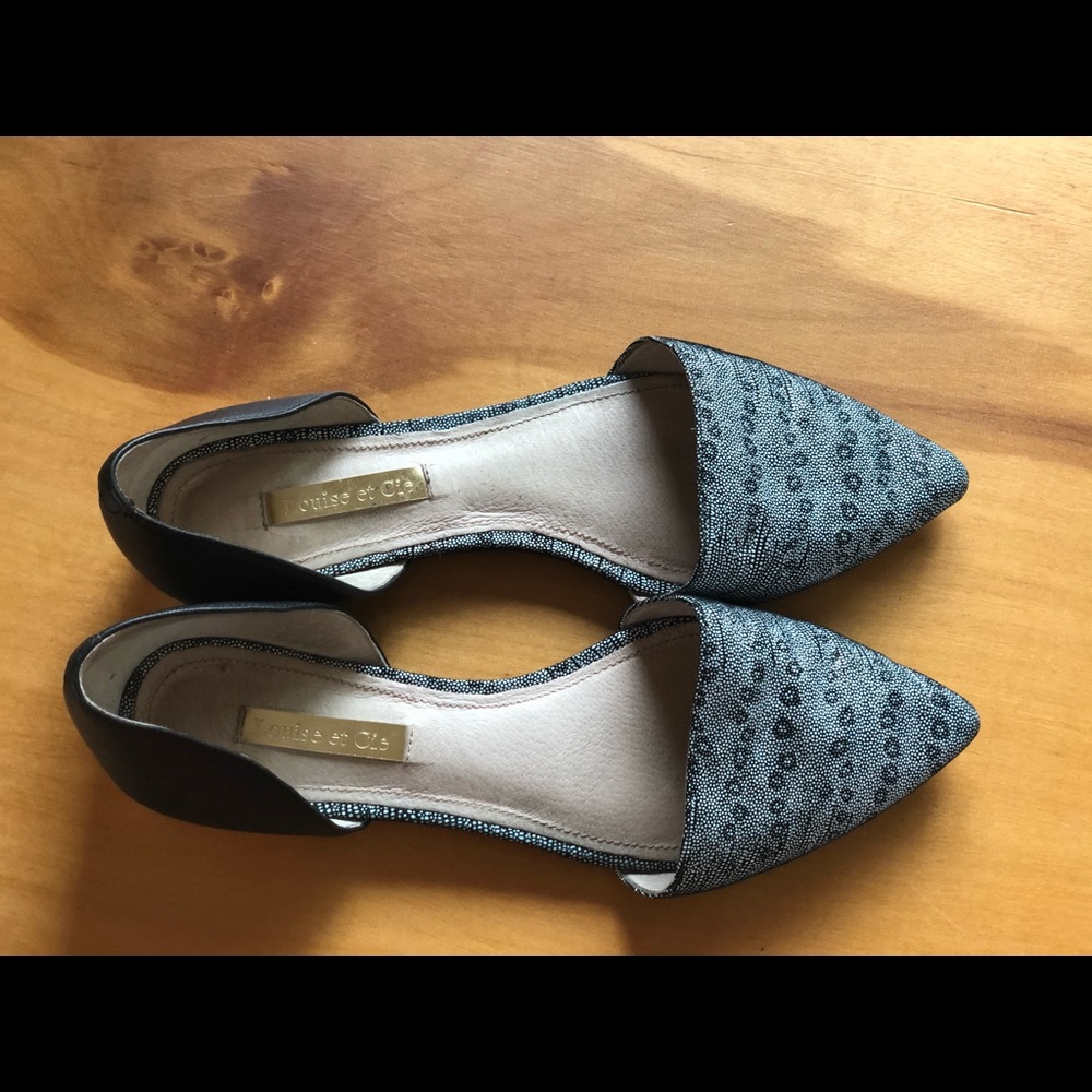 Louise et Cie black python pointy flats